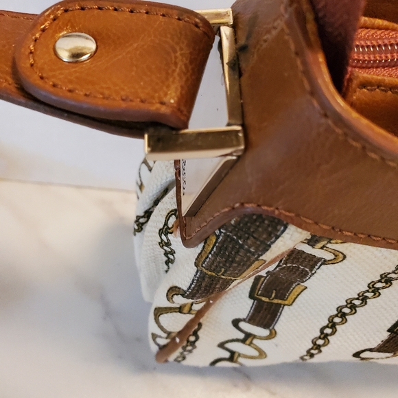 Liz And Co Equestrian Shoulderbag - Picture 6 of 8